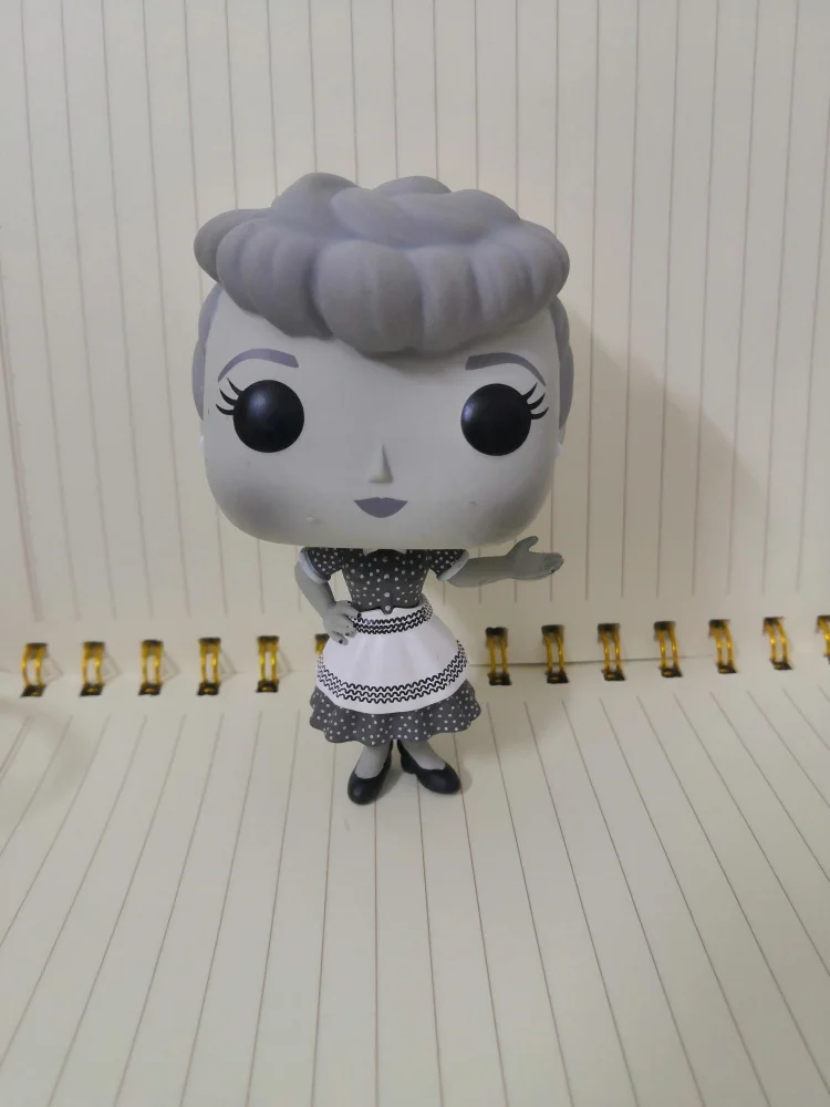 

Exclusive Original Funko pop Secondhand Love Lucy Vinyl Action Figure Collectible Model Loose Toy No Box