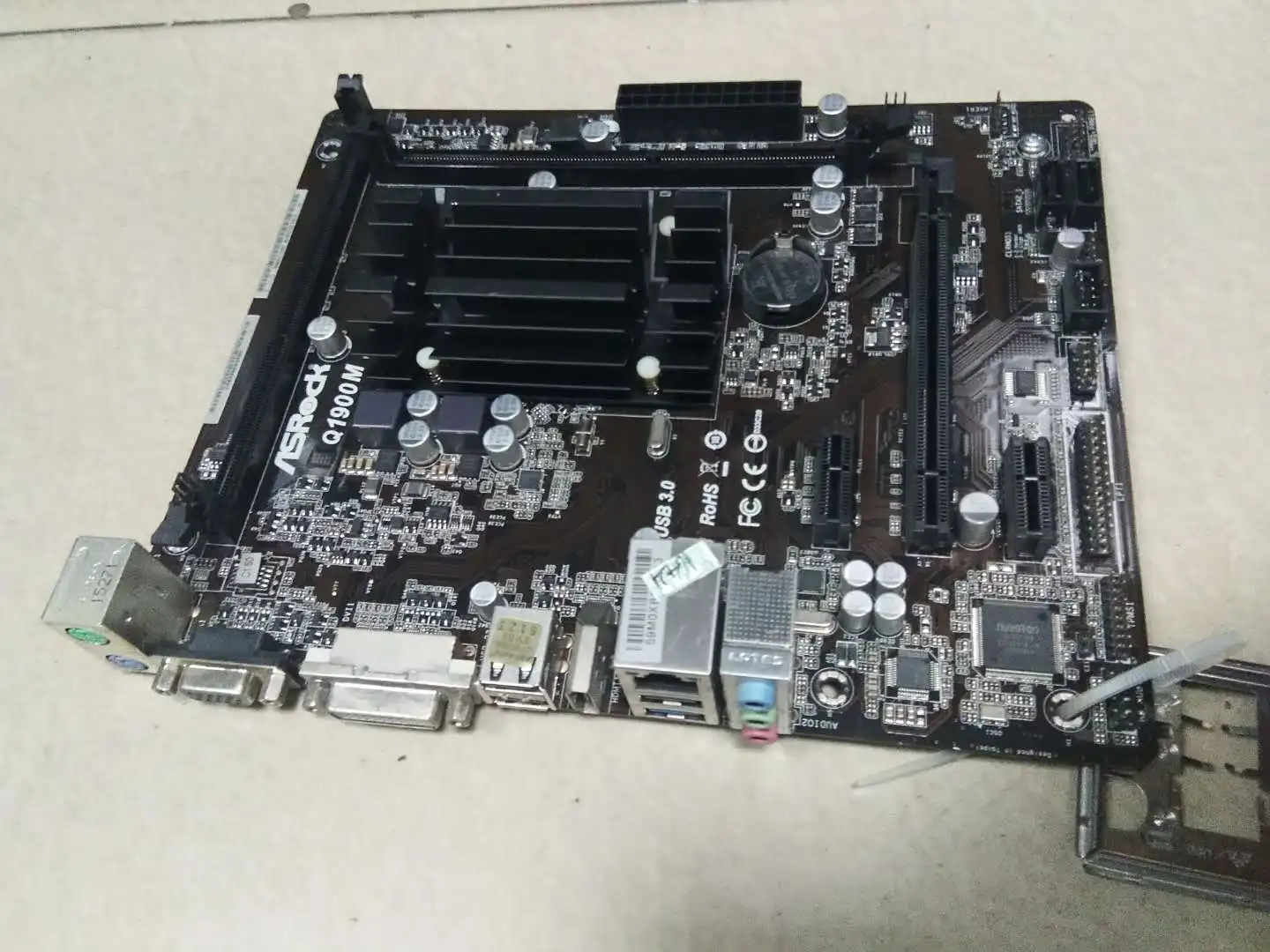  UsedASRock Q1900M integrated J1900 quad-core CPU low power DDR3