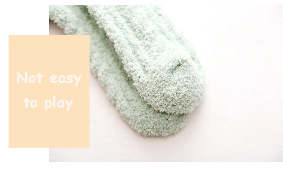 Hot adies Comfortable Winter New wWrm Bed Socks Floor Home Fluffy Candy Color Socks Coral Fleece Feet In The Tube Christmas (15)