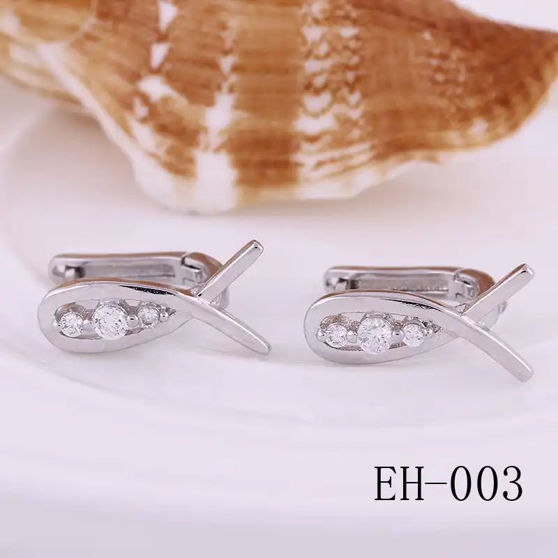 2017 Бесплатная доставка украшений женский рыбы декор циркон серебряные серьги женские рыбы популярный стиль серьги и ухо клип