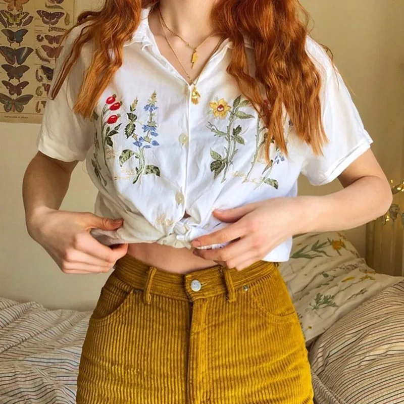 

Chic Flowers Embroidery Shirts Women 2019 Summer Hook Floral Blouses Sweet Single-breasted Cardigan Turn Down Collar Tops 2019