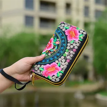 Flower Embroidered Wallet  2