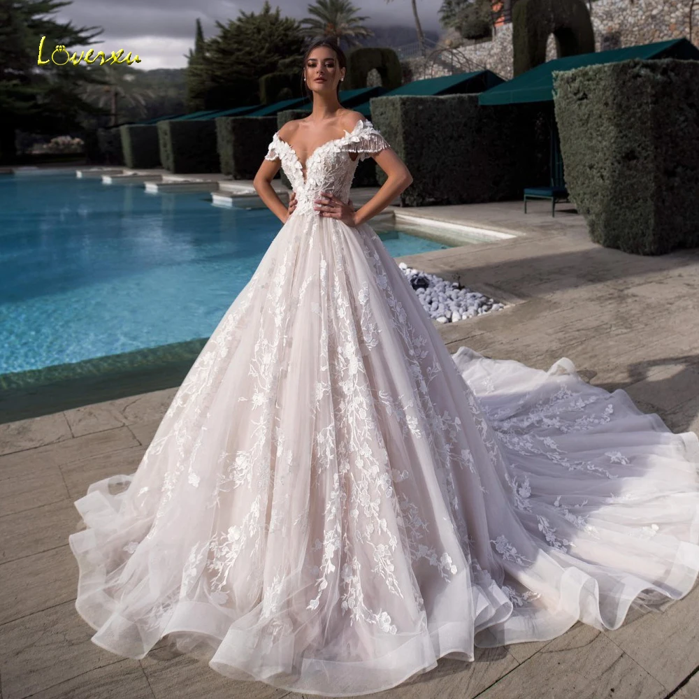 

Loverxu Luxury Tassel Sleeve Lace A Line Wedding Dresses 2019 Elegant Appliques Beaded Pearls Court Train Vintage Bridal Gowns