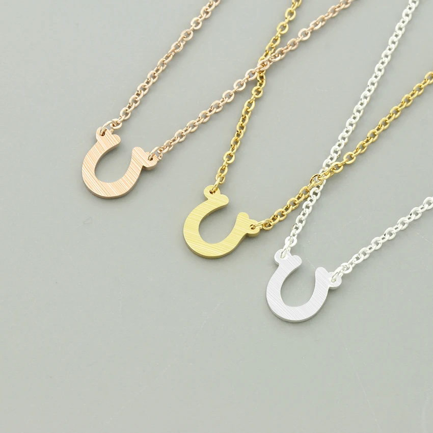 V Attract Vintage 10Pcs Lot Retro Delicate Horseshoe Pendant Stainless Steel Jewellery Women Necklace Elegant Bijoux V Attract Vintage 10Pcs Lot Retro Delicate Horseshoe Pendant Stainless Steel Jewellery Women Necklace Elegant Bijoux