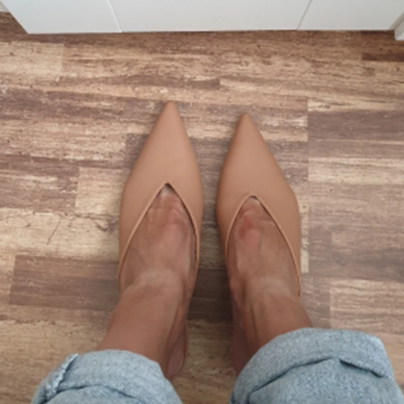 

2019 Summer New Elegant Women Nude White Pointed Toe Slipper Mules Block Low High Heels Luxury Brand Outsides Beach Slides Shoes
