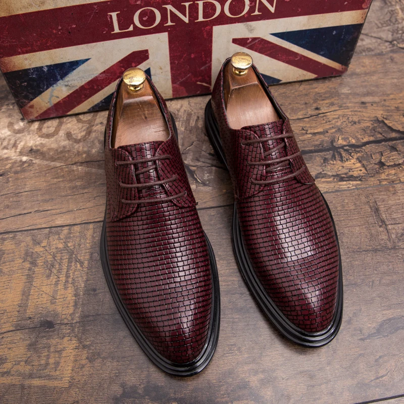 

Yomior New Spring Vintage Formal Dress Leather Shoes Pointed Toe Lace-Up Business Men Casual Oxfords Banquet Party Wedding Shoes