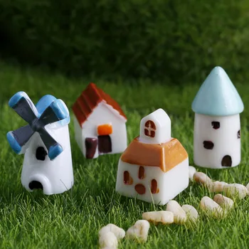 

4PCS Random Style DIY Resin Crafts House Fairy Garden Miniature Craft Micro Cottage Landscape Decoration
