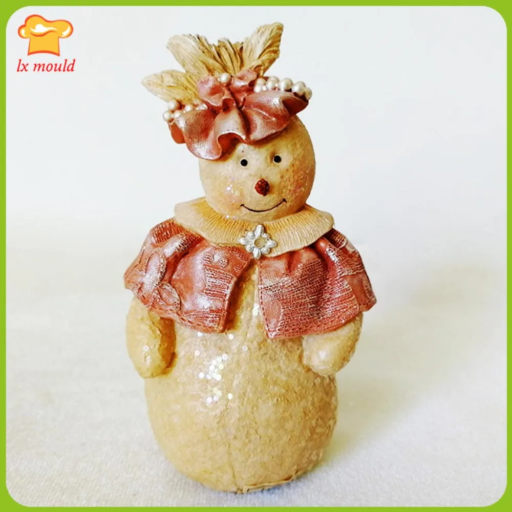 

2019 new retro beautiful snowman mold chocolate, clay, Christmas doll candle mould decoration cake
