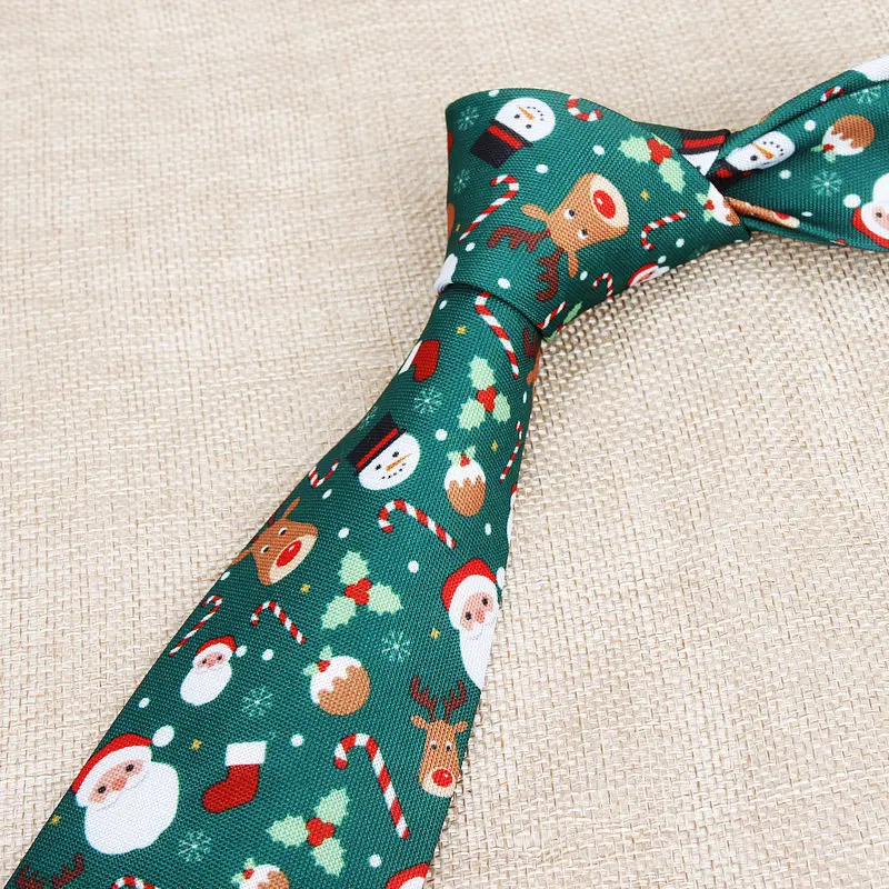 Casual Christmas print neck tie with festive patterns4