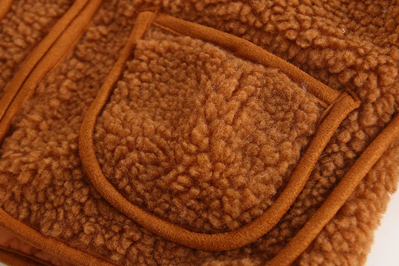 9513469373_2120408601