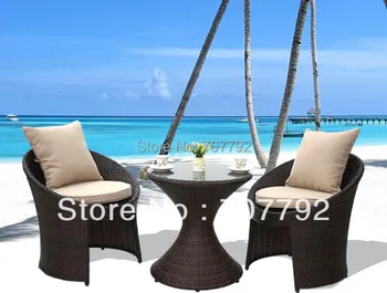 

Poolside Outdoor patio wicker dinnig set