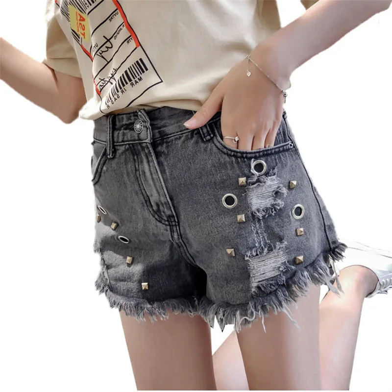 

Hot sale Women Shorts 2019 Summer Fashion New Large size 3XL Female Denim Shorts Thin Loose High waist Ladies Short Pants JIA271