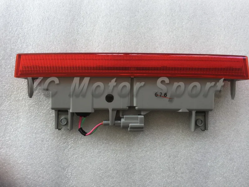 2012-2015 Nissan R35 Genuine Rear Fog Lamp Brake Light (3)