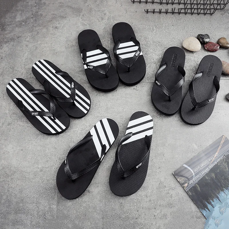 Couple flip-flops Men's summer beach shoes Anti-skid sandals Students'pure-color leisure Korean style personality slippers Men Couple flip-flops Men's summer beach shoes Anti-skid sandals Students'pure-color leisure Korean style personality slippers Men