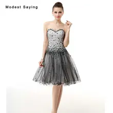 Nueva Modern Sexy Blanco y Negro Vestidos de Coctel Cortos 2017 con Diamantes de Imitación Niñas Mini Regreso Al Hogar de Baile vestidos vestidos de coctel