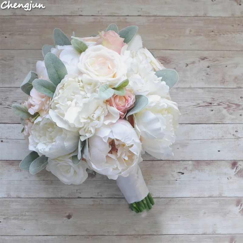 

Chengjun Bride Holding Flowers Wedding Beautiful Forest White Peony Pink Rose Bridal Bouquet Wedding Flower