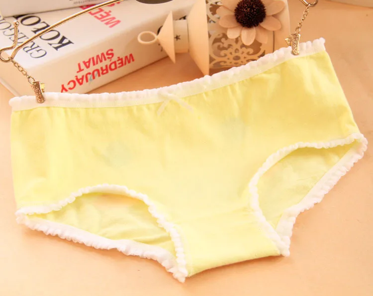 2017 Sale Cute Face Girls Low Waist Panties Female Candy Color Lace Briefs Casual Women Cotton Butt Pads Underwear (2)