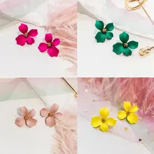 Estilo coreano lindo flor Stud pendientes para las mujeres de moda pendientes de mujer Brinco moda al por mayor joyería encantadora(China)