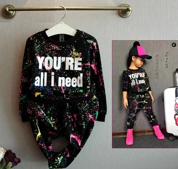 

The Spring and Autumn New Long Sleeved Suit Suit Small Children Graffiti Girls Stamp Two Piece Set