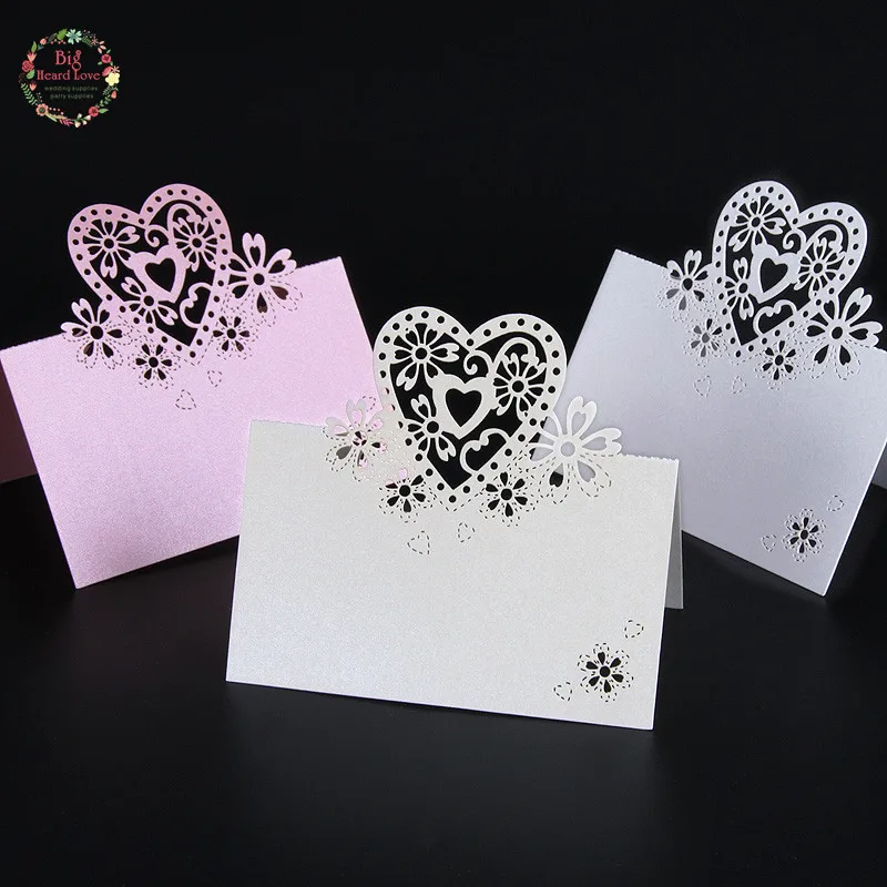 

Big Heard Love 40pcs Love Heart Laser Cut Wedding Party Table Name Place Cards Table Decoration Wedding Party Favors