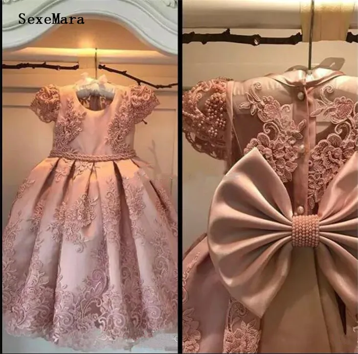 

New Flower Girl Dresses A Line Jewel Cap Sleeve Infant Baby Girls Clothes Pageant Dresses First Birthday Clothes vestido Bow