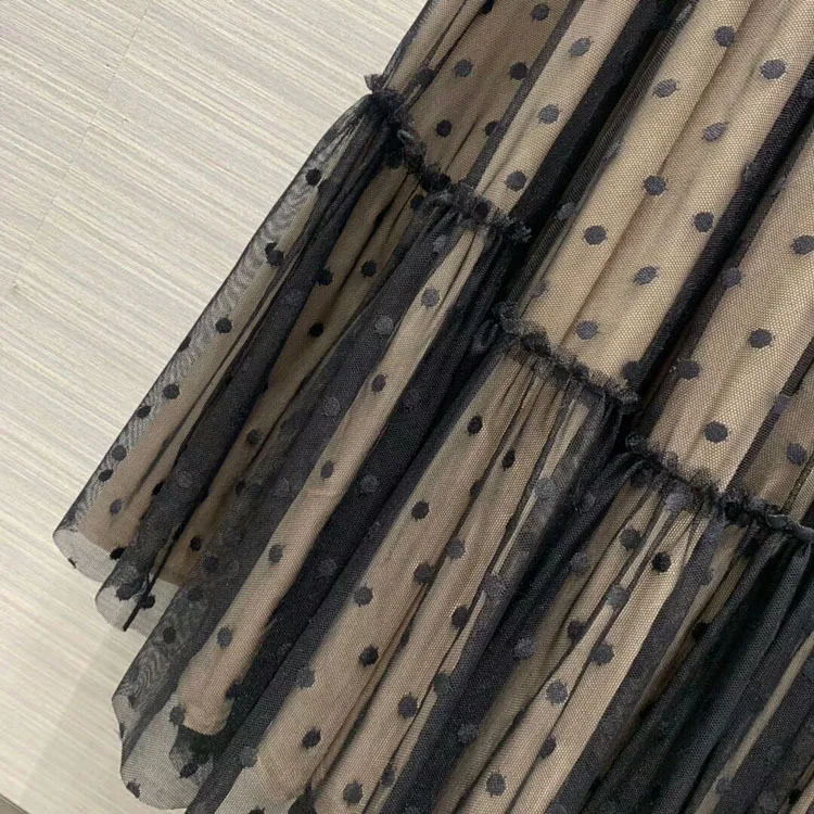 10671906765_802271193