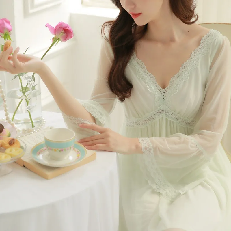 High end 2017 New Arrival Summer New Style Sexy Lace Palace Royal Beauty Nightdress Long White