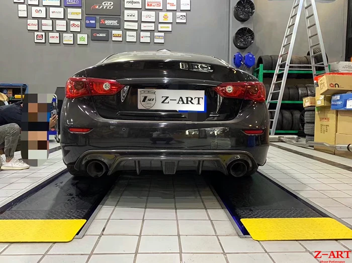 

Z-ART carbon fiber rear diffuser for infiniti Q50 2014-2016 LED Carbon fiber rear bumper lip for infiniti Q50 2014-2016