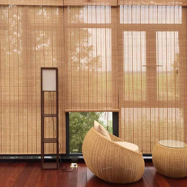 Re: Curtains...Vermont Country Store Country Style Curtains & Window Dressings Charming and cozy. That’s how many people describe rooms decorated in the country or rustic theme. One of the main elements that brings country décor to life is the country curtain.