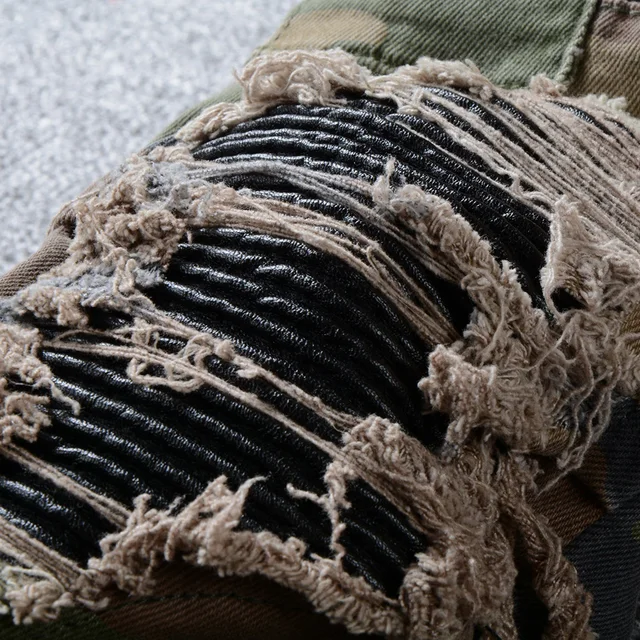 Ripped jeans with camouflage printed patchwork - Image 4