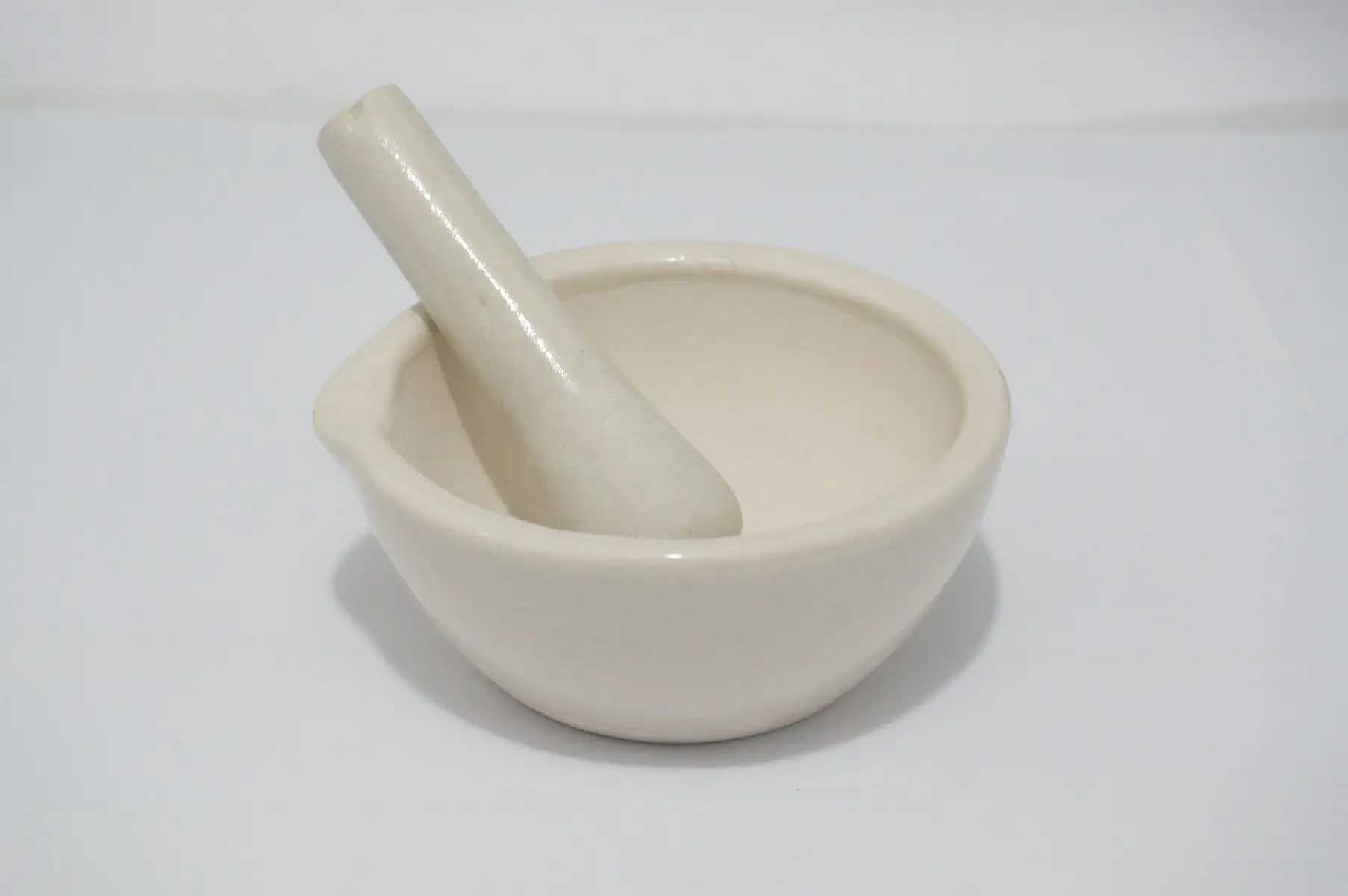 100mm Porcelain Mortar And Pestle Mixing Grinding Bowl Set White