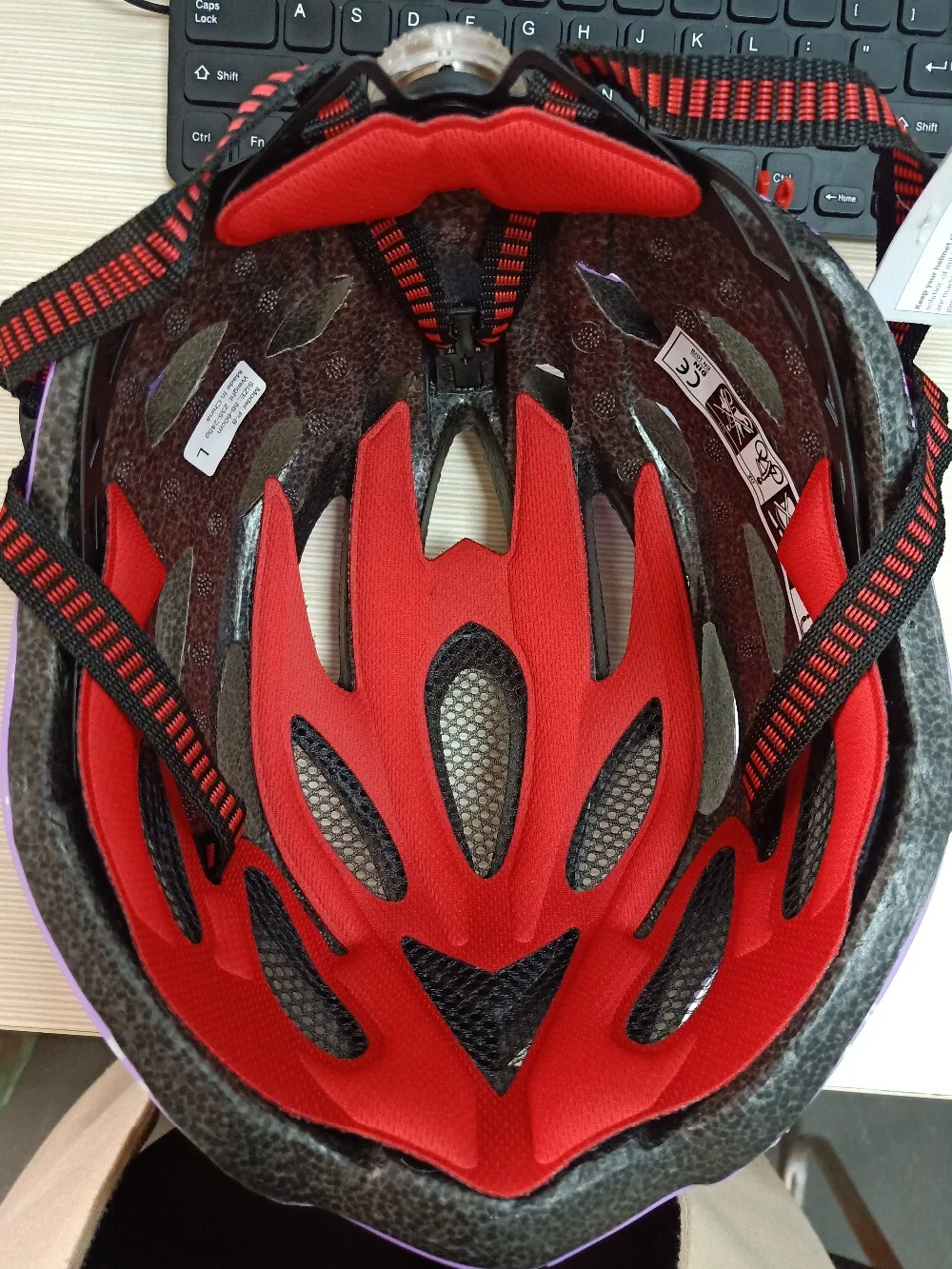 HOT Men Women Bicycle Helmets MTB Mountain Road Bike Helmet Integrally Molded Cycling Helmets Ski Helmet Capacete Da Bicicleta