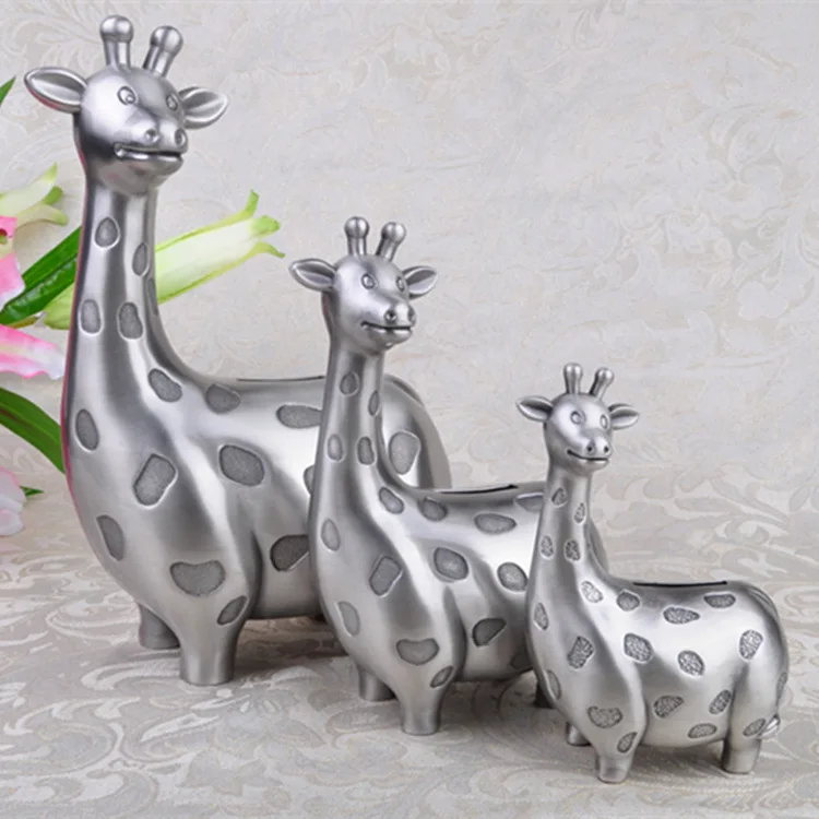 

Giraffe Coins Bank Metal Money Box Vintage Home Decor Art Craft Piggy Bank Deer Animal Shaped Baby Children Friend Gift