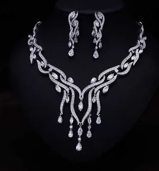 

Accking LUXURY TOP QUALITY BRILLIANT CRYSTAL ZIRCON DROP EARRINGS AND NECKLACE DINNER JEWELRY SET WEDDING DRESS ACCESSARIES