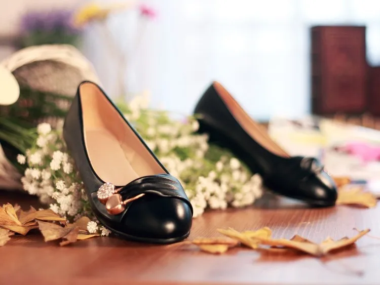 Большой размер 34-47, женская модная обувь женская весенняя обувь на плоской подошве женские балетки Повседневная однотонная обувь с металлическим круглым носком 08-2