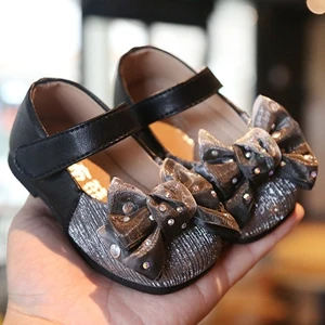 Claladoudou/11,5-15,5 г. Обувь из искусственной кожи для девочек, украшенная стразами, кружевная обувь с бантом для малышей обувь для маленьких девочек на день рождения - Цвет: Черный