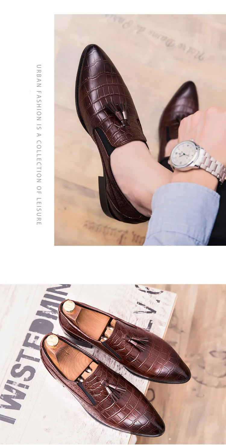 moccasins men