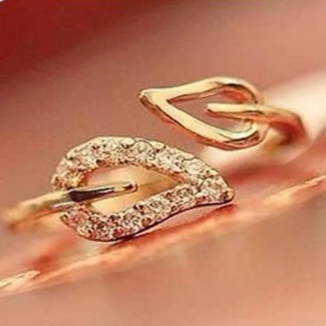 2017 new anti-drilling leaves retro Korean female couple rings jewelry influx of 2017 new anti-drilling leaves retro Korean female couple rings jewelry influx of
