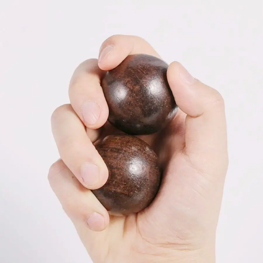 2pcs Wooden Health Ball Exercise Anti Stress Relief Baoding Balls