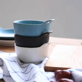 

Japan Style Brief Creative matt-glazed ceramic rice bowls with handgrip porcelain tableware solid round small soup salad bowls