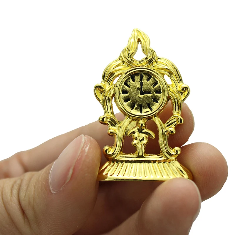 

1 Piece 1/12 Miniature Golden Retro Small Clock Mini Dollhouse Furniture Accessories
