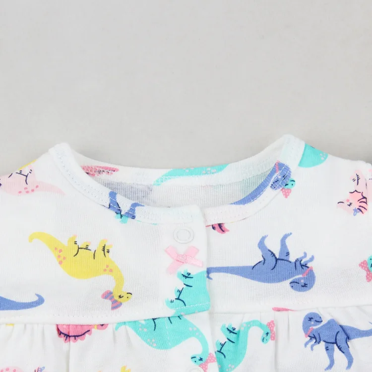 8584859536_1489703184