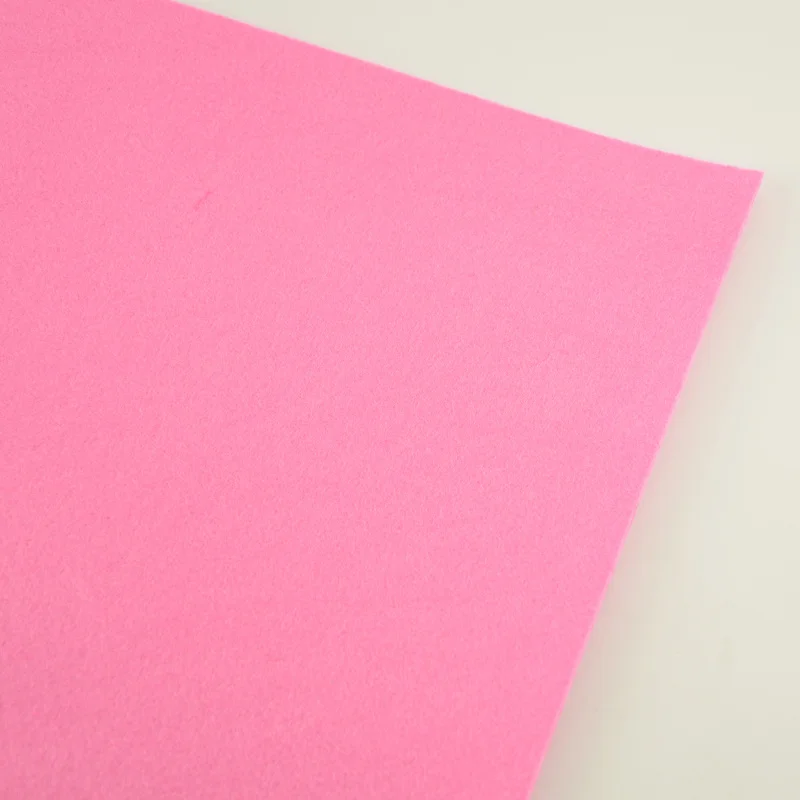 

100% Nonwoven Polyester Art Work Automotive Decorative Accessories Handmake DIY 1mm Thick Pink Color Clothes Felt Fabric Cupmat