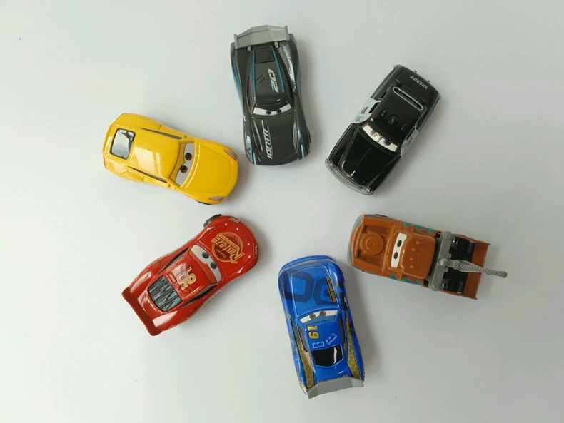 4 шт./компл. disney Pixar Cars 3 Металл черный шторм Джексон автомобиль игрушка Дети День рождения Рождество молния McQueen автомобиль игрушки мальчики подарок
