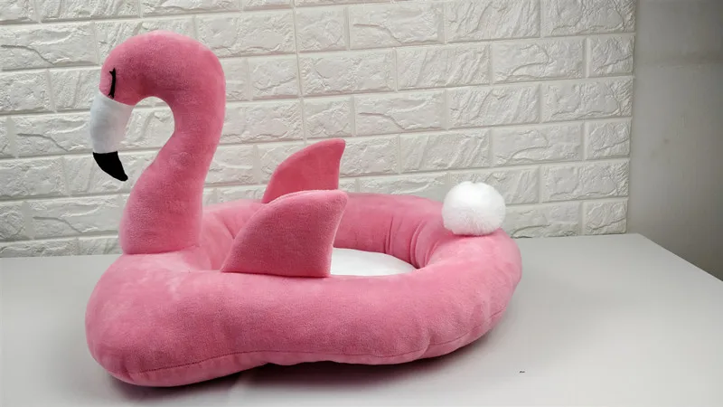 Кровать для домашних животных фламинго Милая креативная собака кровать Кот кровать кошка гнездо кристалл бархат кровать теплый четыре сезона универсальная кровать для собак - Цвет: Розовый