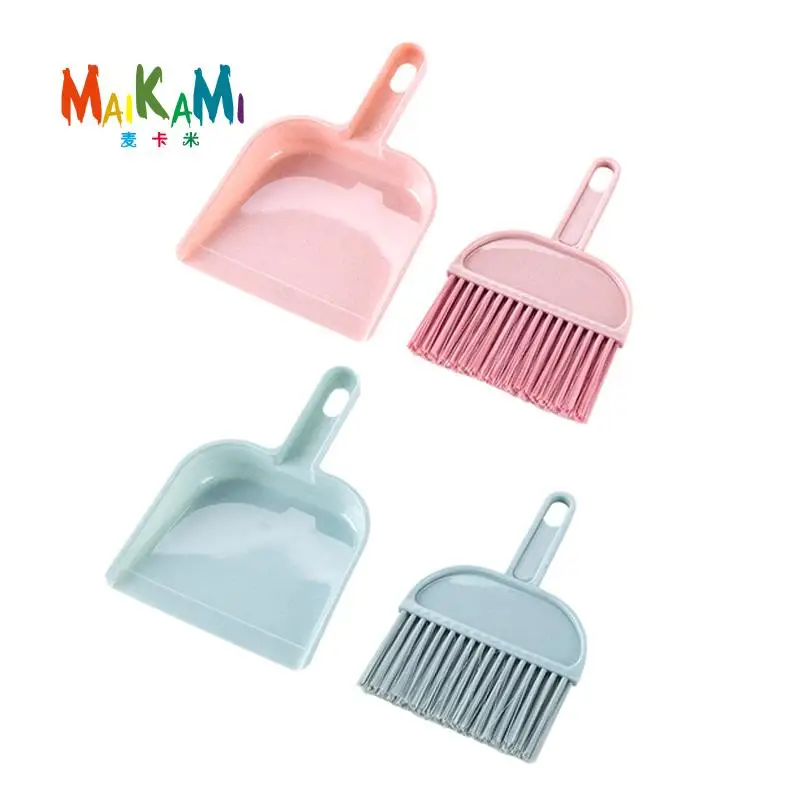 

MAIKAMI Desktop Keyboard Sweep Cleaning Brush Small Broom Dustpan Plastic Clean Tools