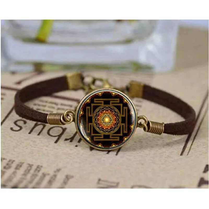 

Drop shipping bracelet Buddhist Sri Yantra bracelet Sacred Geometry Sri Yantra Jewelry Jewelry wholesale Bangle