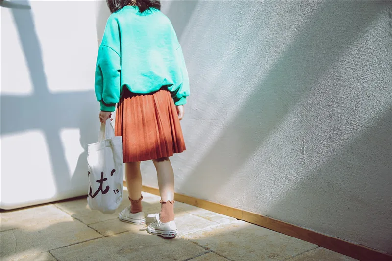 Hot sale New Fashion 2018 autumnCute Velvet Child Skirt Kids Pleated Skirt Smooth Skirt Toddlers Children Baby Girls Skirts (18)