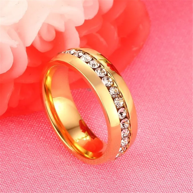 Modyle 2019 New Fashion Gold color Stainless Steel Wedding Bands Shiny Crystal Ring for Female Male Jewelry 6mm Engagement Ring