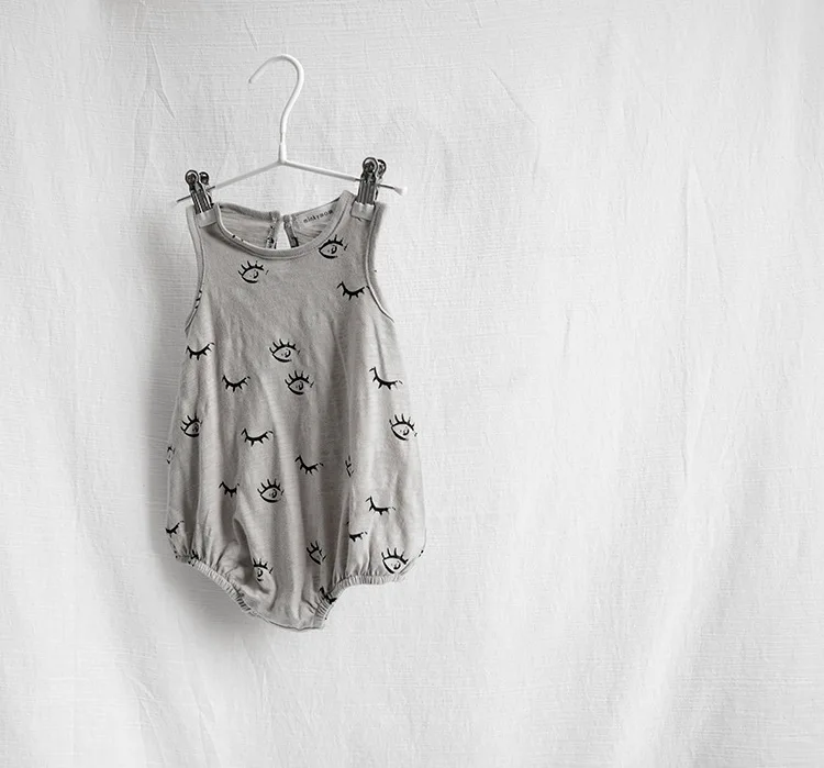 Gray Romper Новинка; комбинезон для маленьких девочек и мальчиков; летняя одежда; комбинезон без рукавов с рисунком лебедя; Милый хлопковый комбинезон для младенцев; Модный цельнокроеный комбинезон - Цвет: Gray Romper